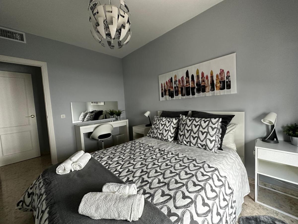 Bastinazo Alohadream - Premium - La Mejor Ubicacion Con Aire Acondicionado, Insonorizacion, Terraza Y Equipamiento En El Puerto De Santa Maria - Grupo De Solo Menores De 25 No Aceptados Salvo Fianza Adicional Exteriör bild